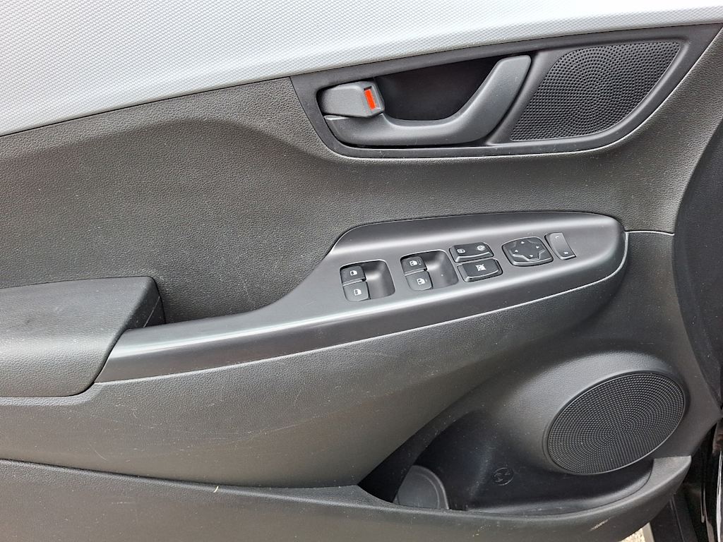 Thumbnail: 2018 Hyundai Kona - 15