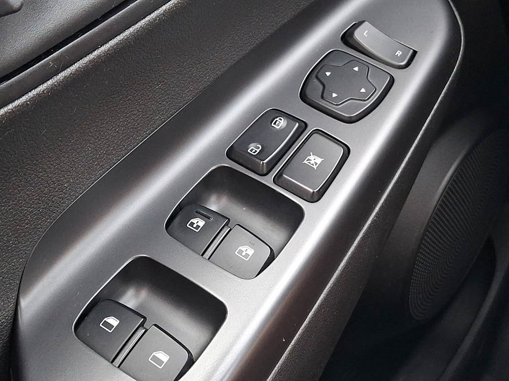 Thumbnail: 2018 Hyundai Kona - 27