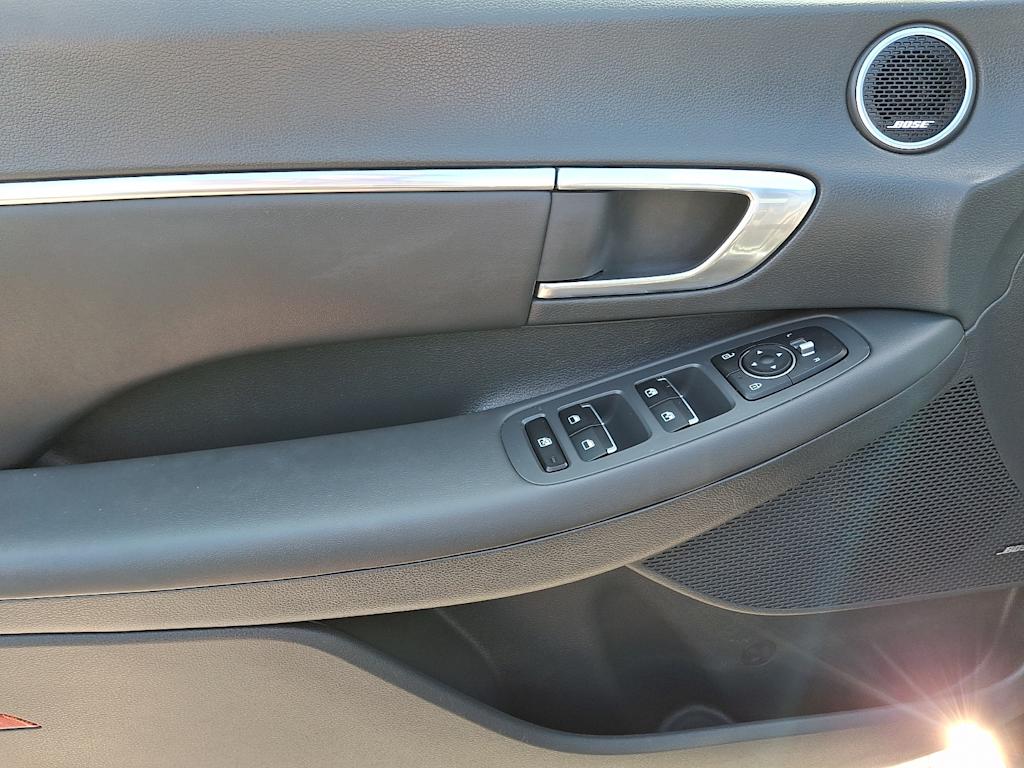Thumbnail: 2023 Hyundai Sonata - 16
