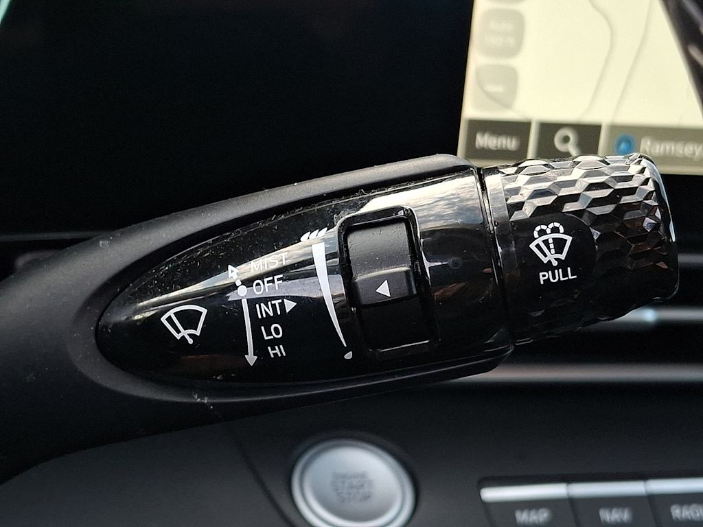 Thumbnail: 2023 Hyundai Elantra - 22
