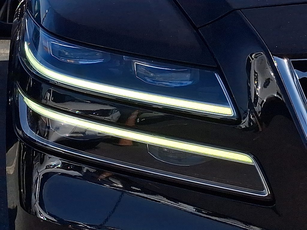 Thumbnail: 2023 Genesis GV80 - 6