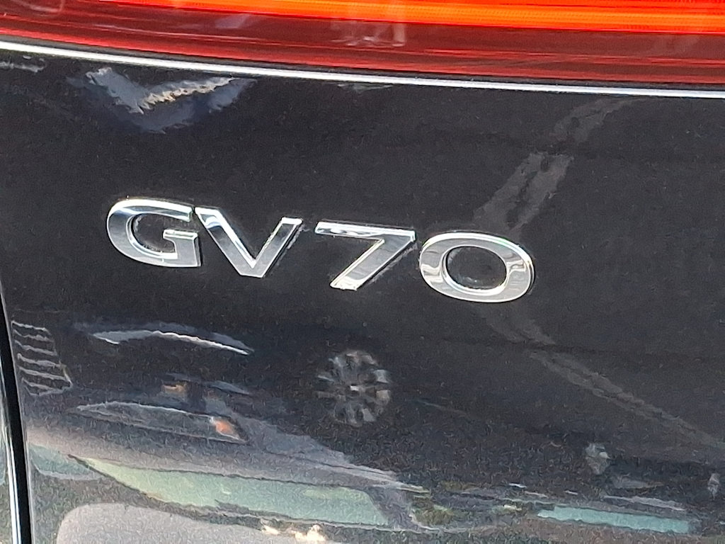 Thumbnail: 2022 Genesis GV70 - 30