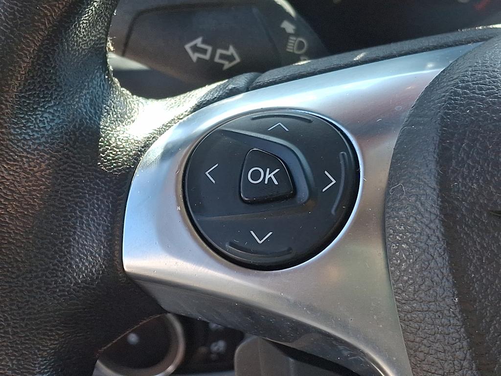 Thumbnail: 2015 Ford Transit Series - 21