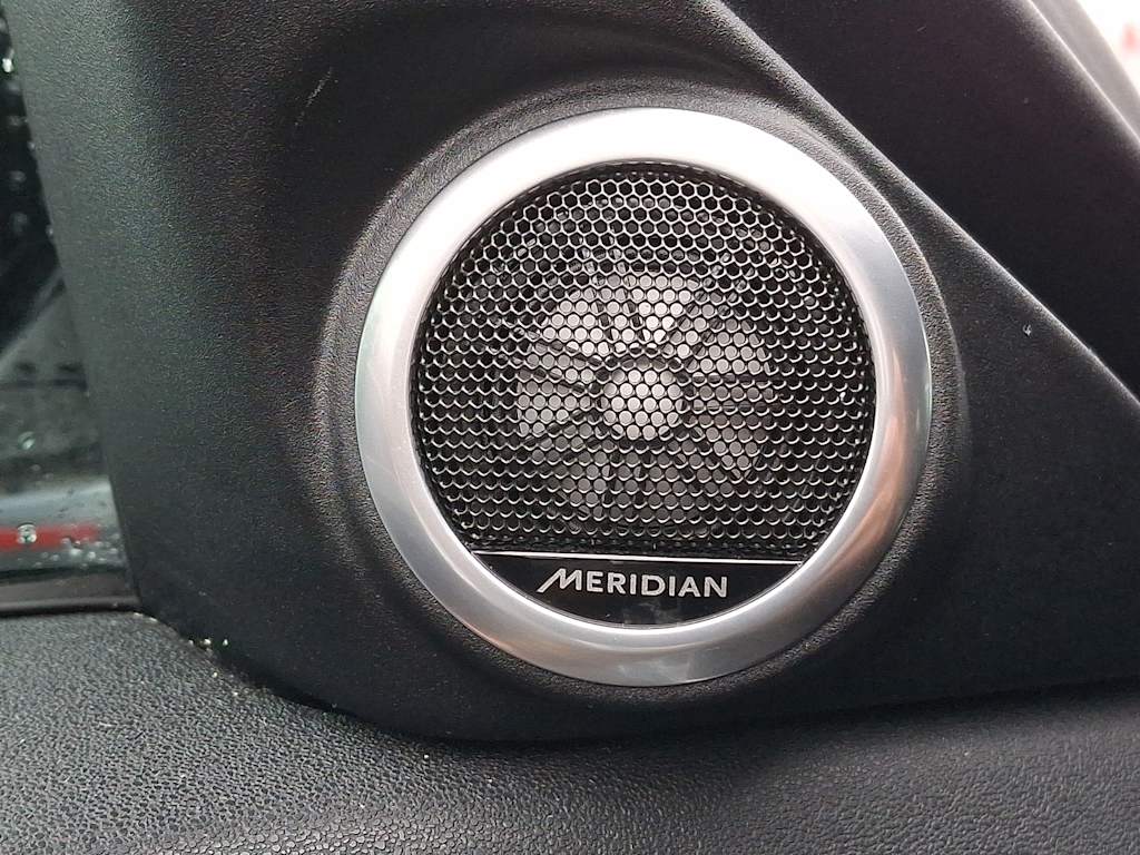 Thumbnail: 2024 Land Rover Range Rover Evoque - 22