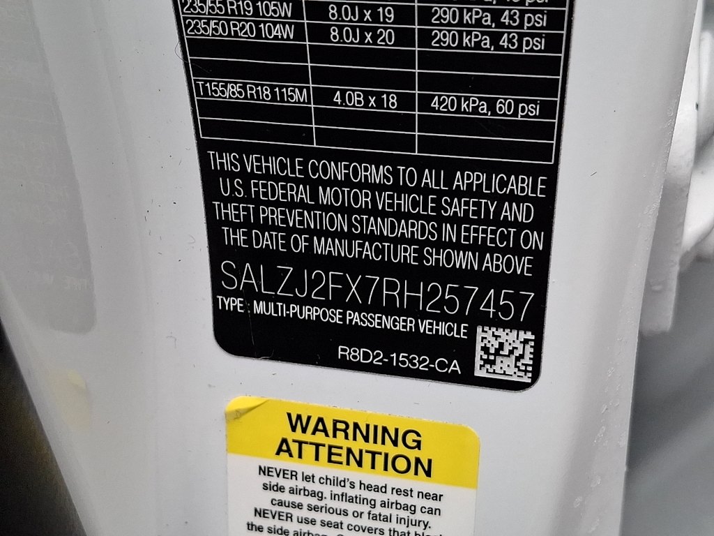 Thumbnail: 2024 Land Rover Range Rover Evoque - 9