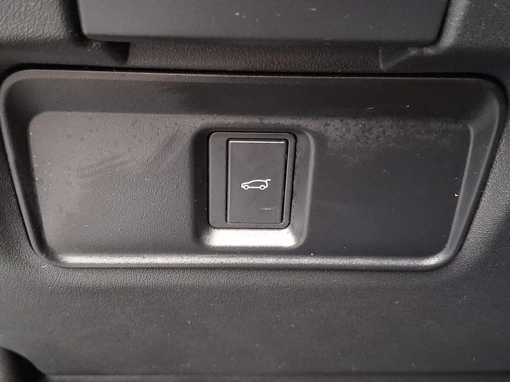 Thumbnail: 2024 Land Rover Range Rover Evoque - 20