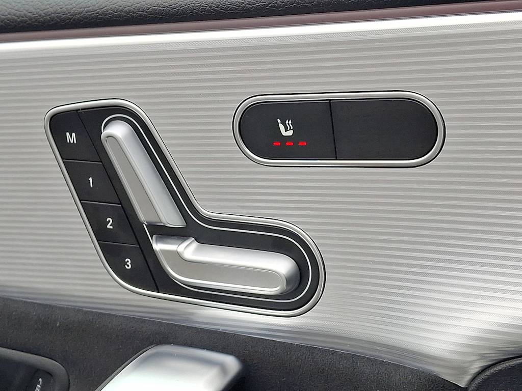 Thumbnail: 2023 Mercedes-Benz CLA - 27