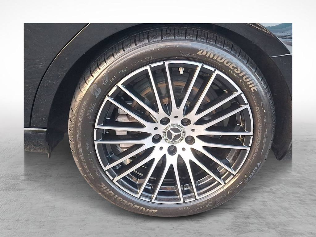 Thumbnail: 2022 Mercedes-Benz C-Class - 6