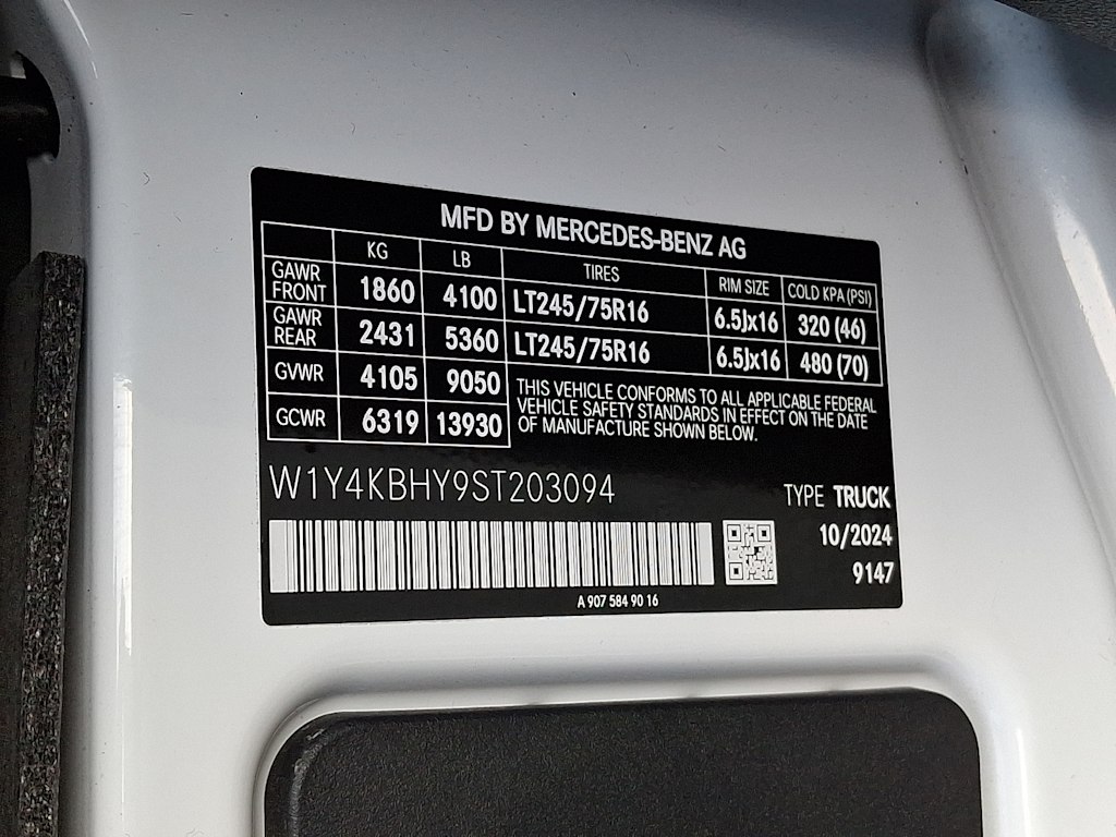 Thumbnail: 2025 Mercedes-Benz Sprinter - 25