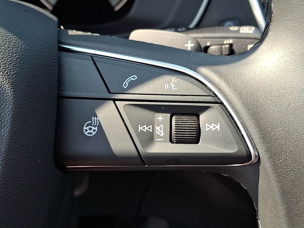 Thumbnail: 2023 Audi Q5 - 21