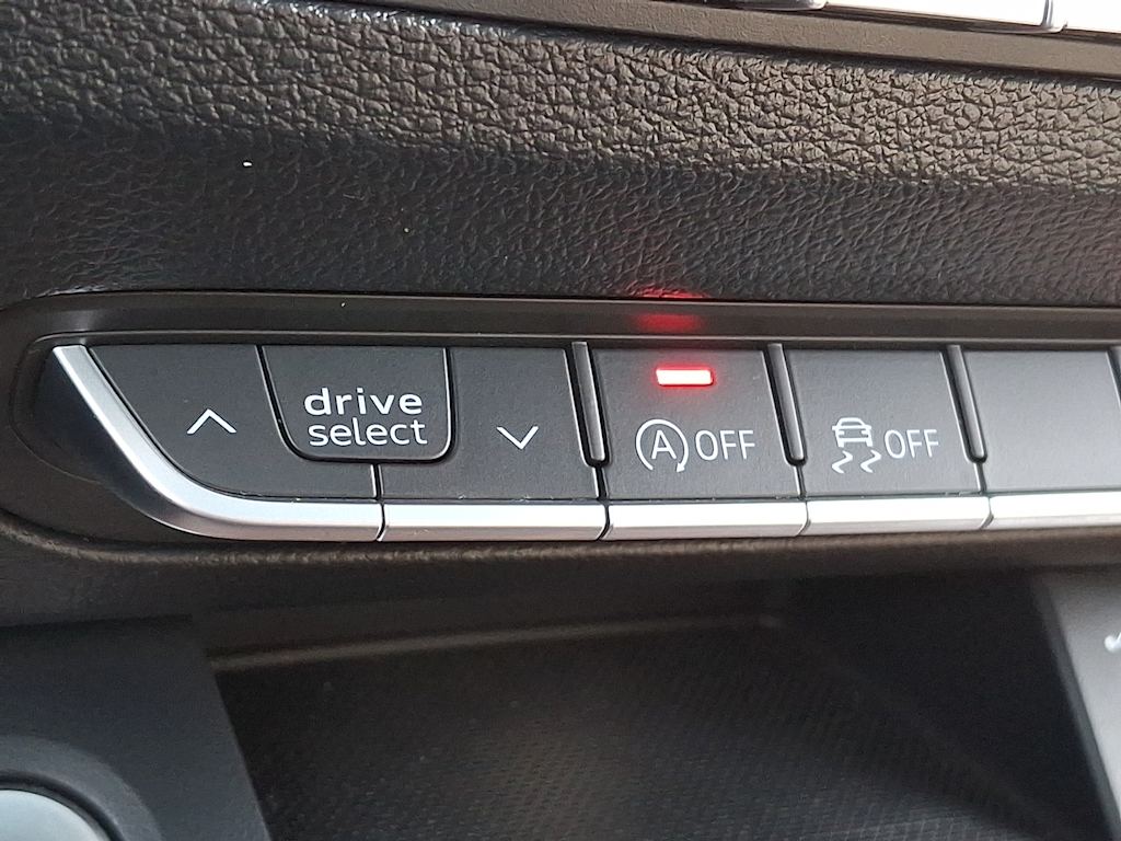 Thumbnail: 2023 Audi Q5 - 25