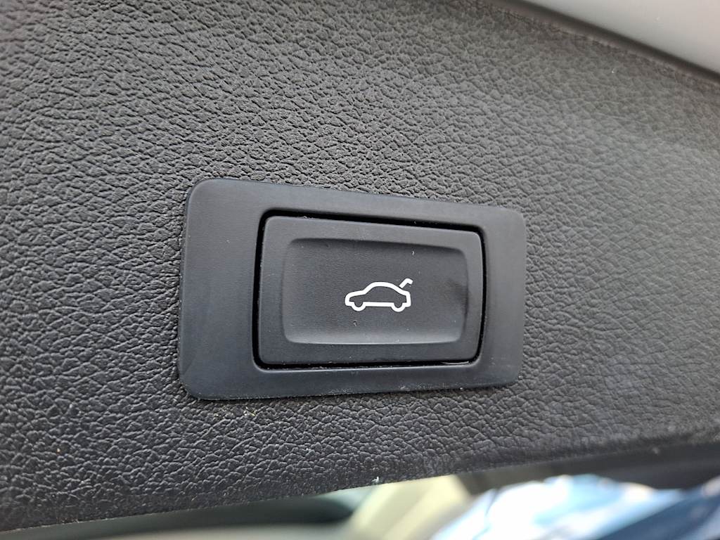 Thumbnail: 2016 Audi Q5 - 29