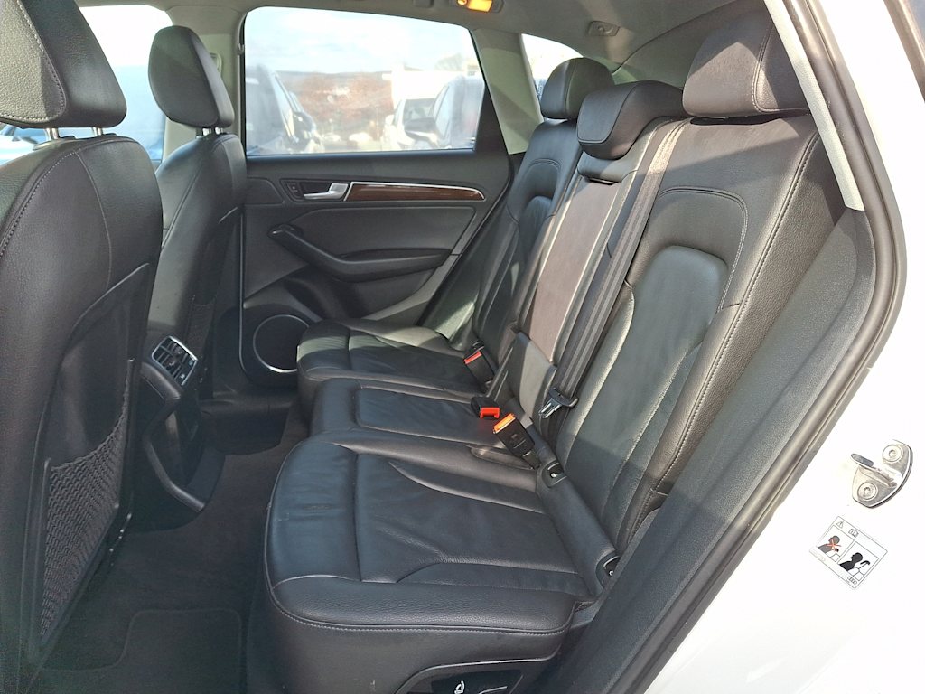 Thumbnail: 2016 Audi Q5 - 8