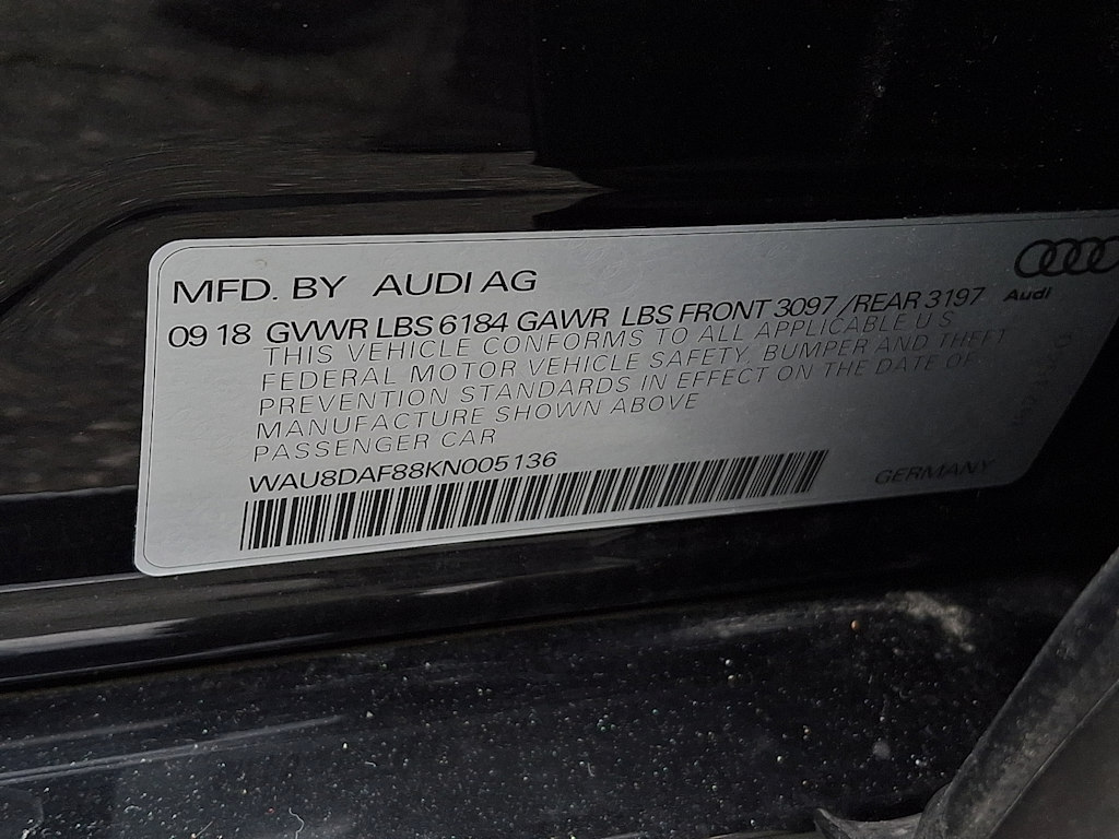 Thumbnail: 2019 Audi A8 - 13