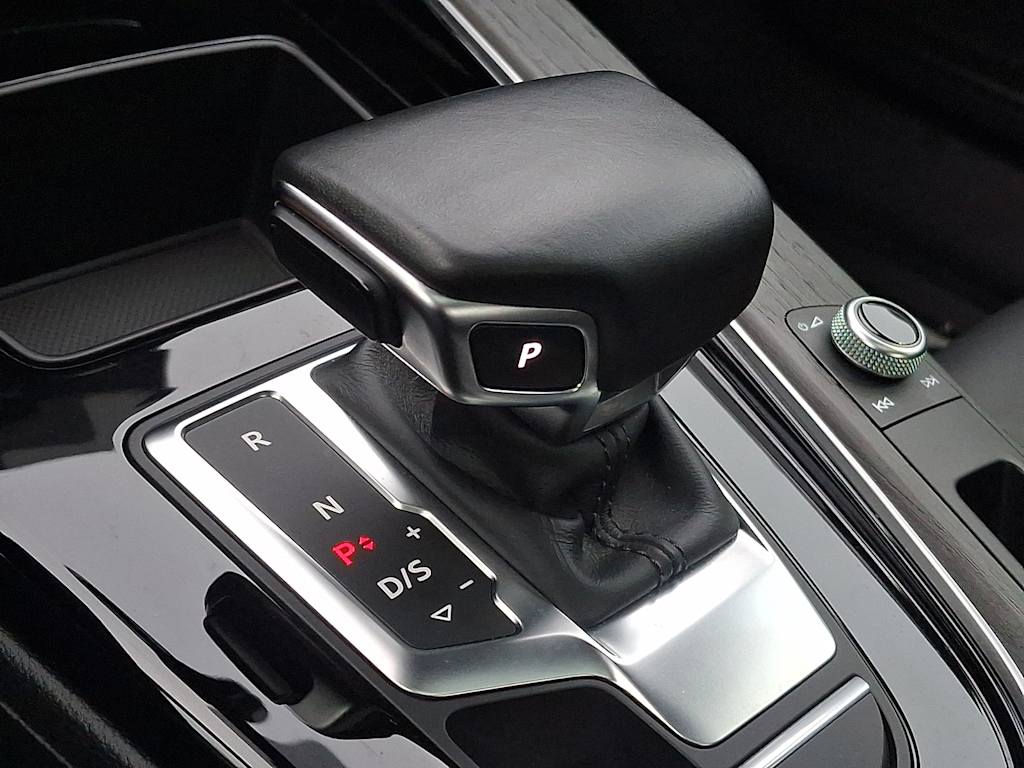 Thumbnail: 2021 Audi A4 - 10