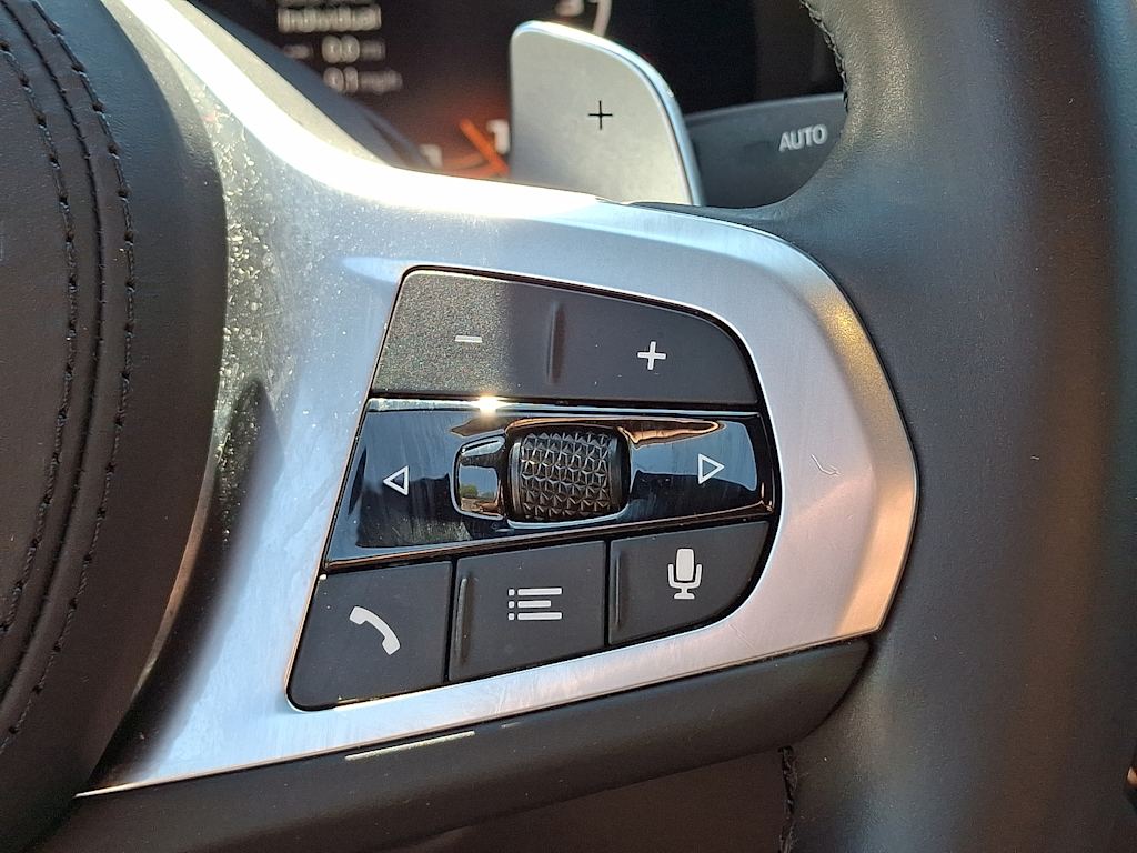 Thumbnail: 2023 BMW 5 Series - 19