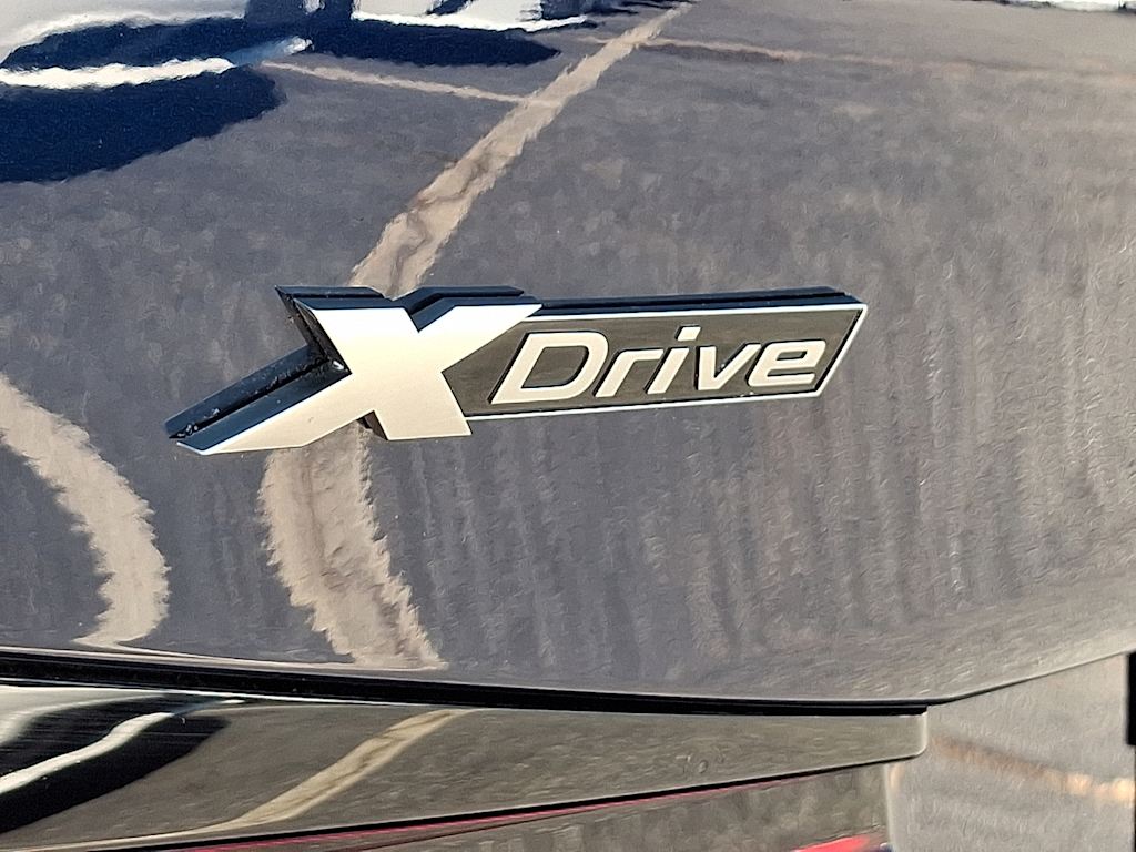 Thumbnail: 2023 BMW 5 Series - 26