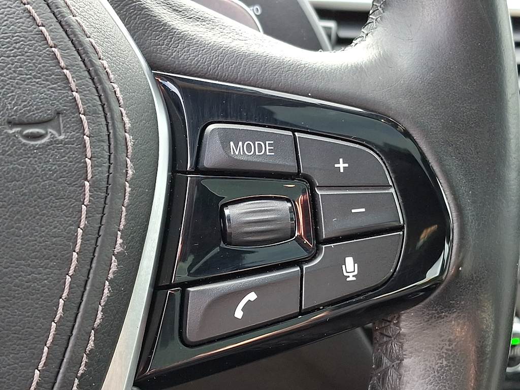 Thumbnail: 2018 BMW 5 Series - 22