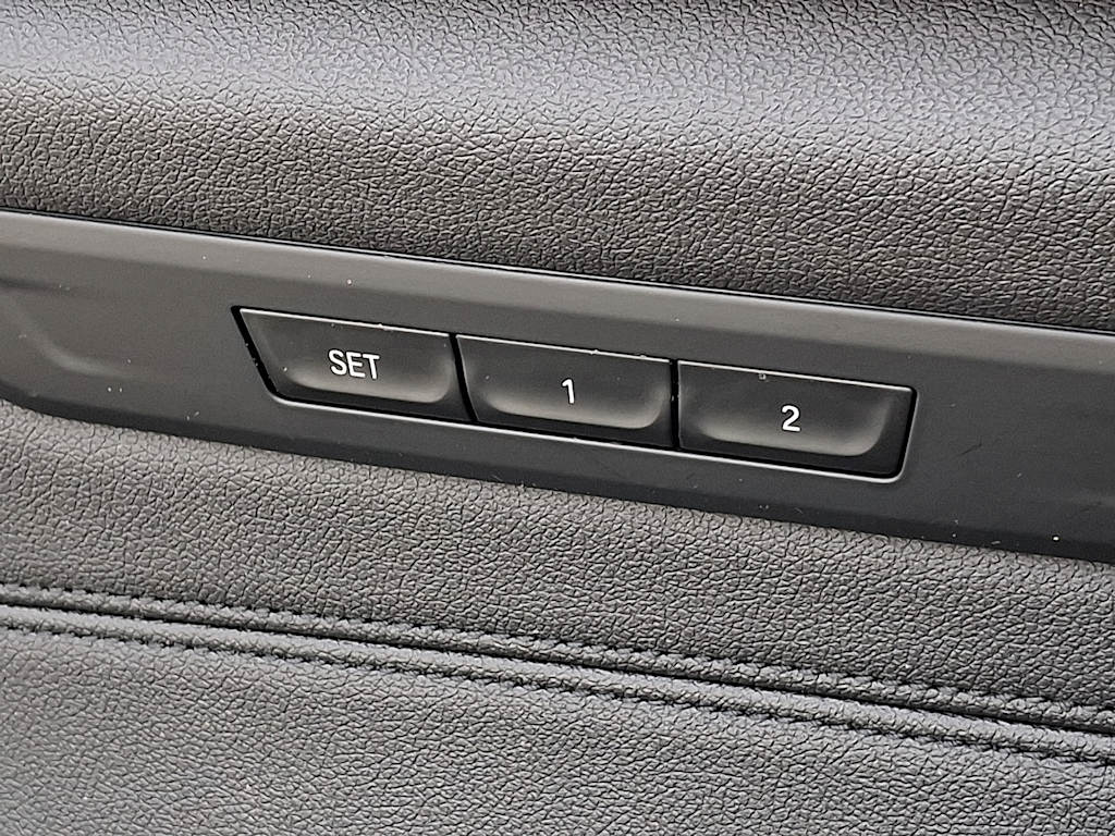 Thumbnail: 2018 BMW 5 Series - 27