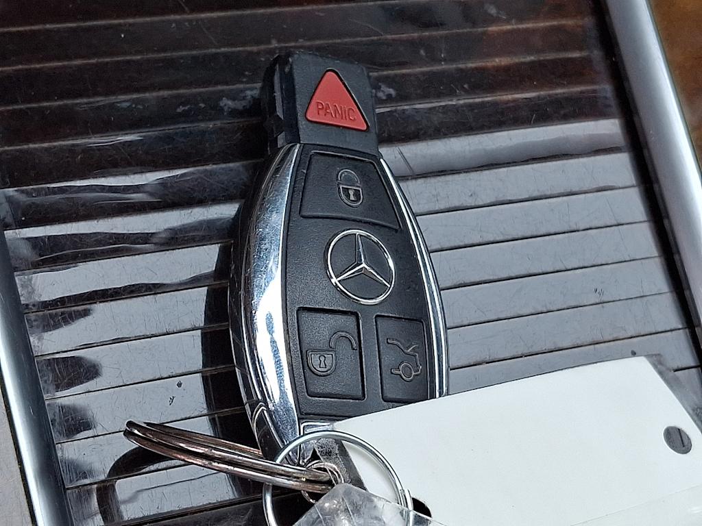 Thumbnail: 2014 Mercedes-Benz GLK - 10