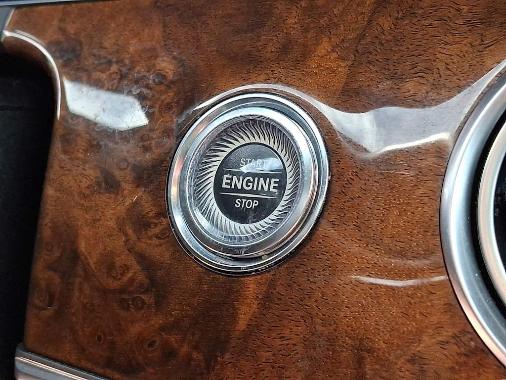 Thumbnail: 2018 Mercedes-Benz E-Class - 23
