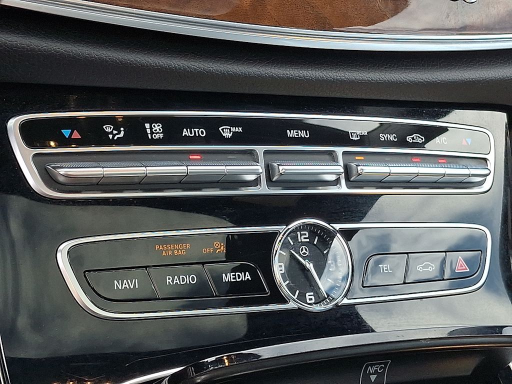 Thumbnail: 2018 Mercedes-Benz E-Class - 19
