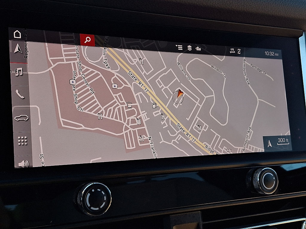 Thumbnail: 2022 Porsche Macan - 8