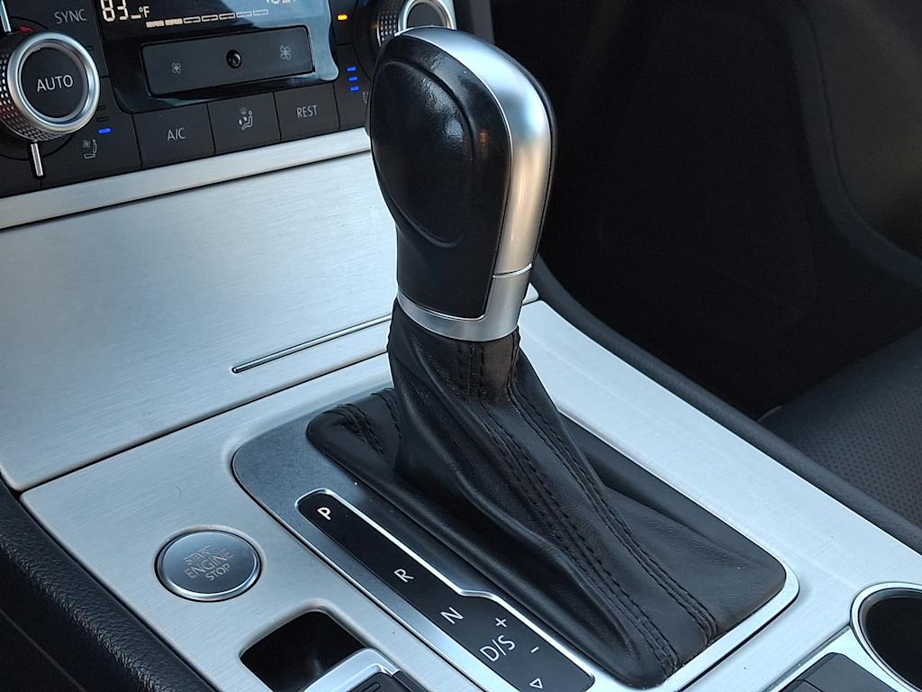 Thumbnail: 2017 Volkswagen Touareg - 10