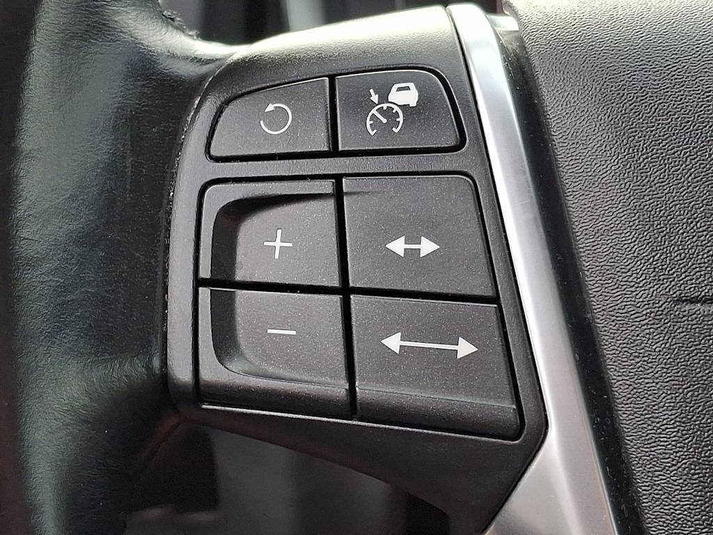 Thumbnail: 2015 Volvo S60 - 22