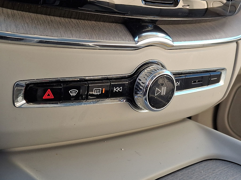 Thumbnail: 2020 Volvo XC60 - 19