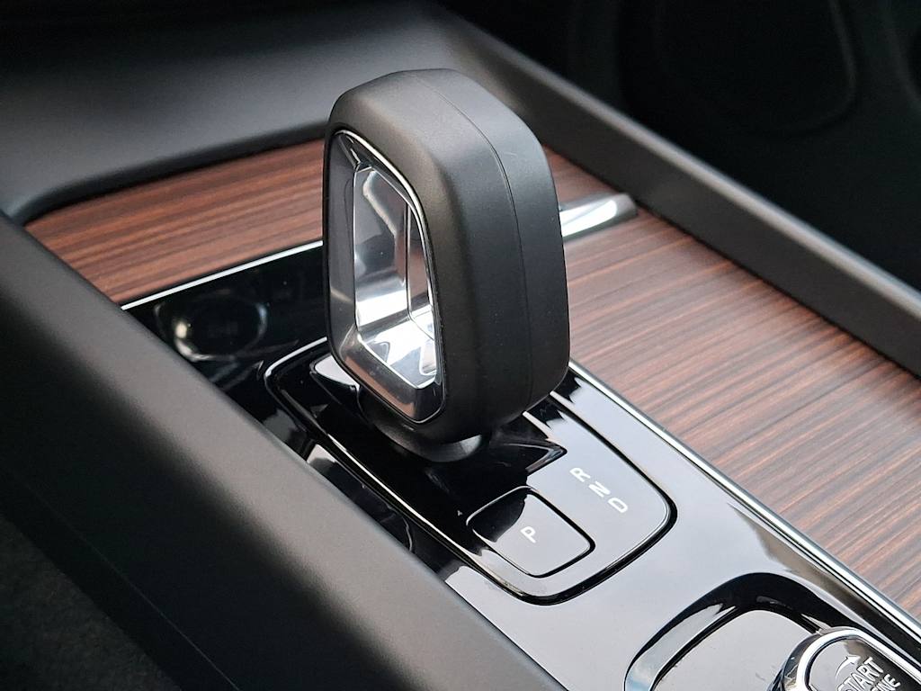 Thumbnail: 2023 Volvo XC60 - 8