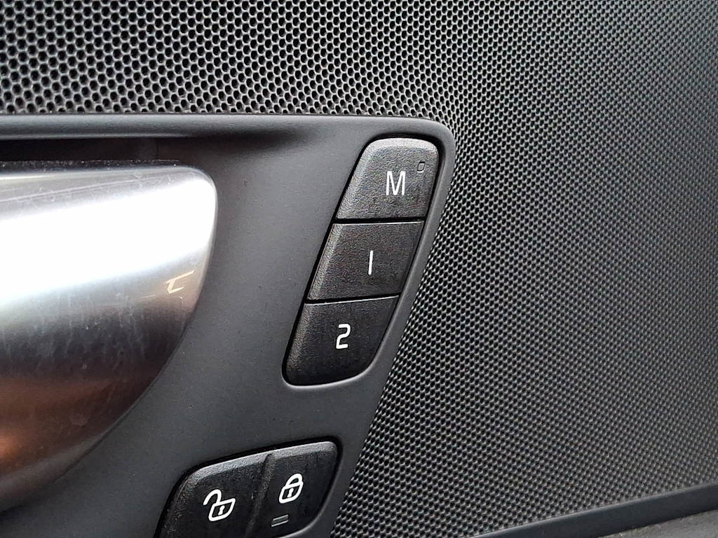 Thumbnail: 2023 Volvo XC60 - 26