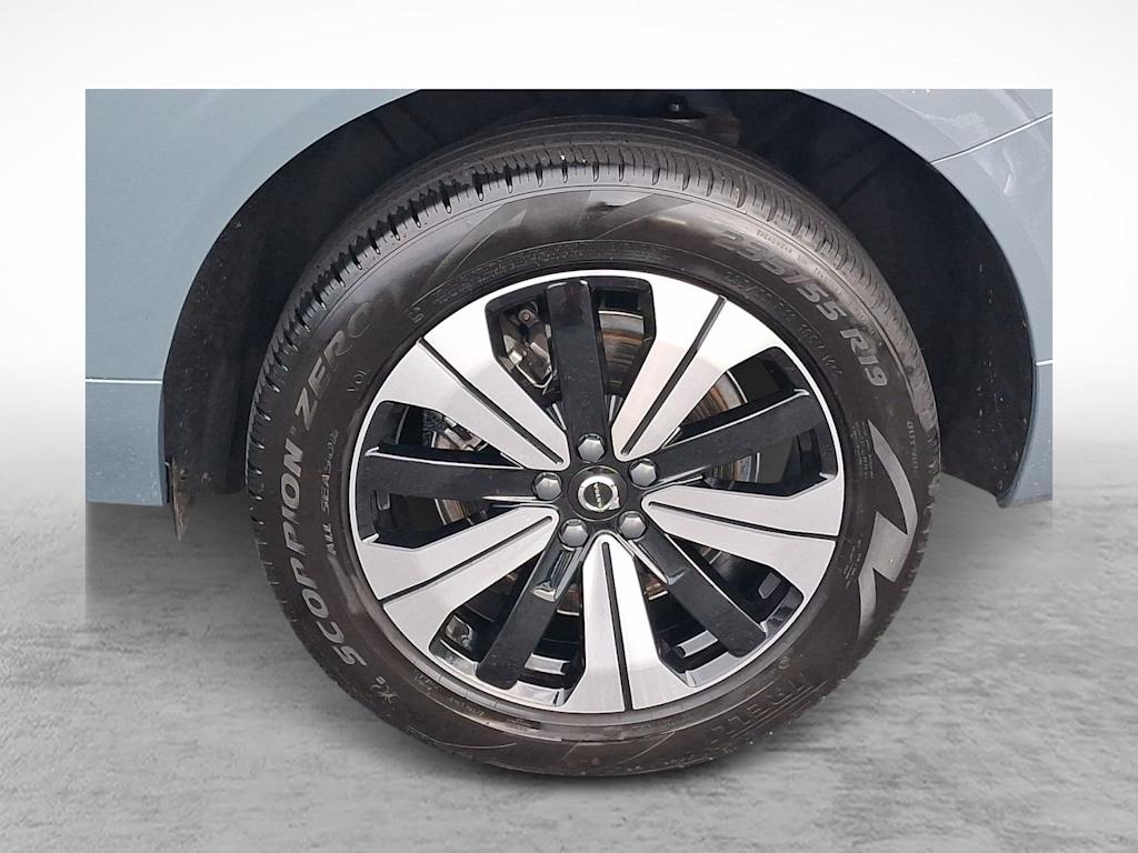 Thumbnail: 2023 Volvo XC60 - 5