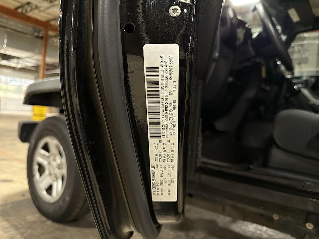 Thumbnail: 2012 Jeep Wrangler - 17