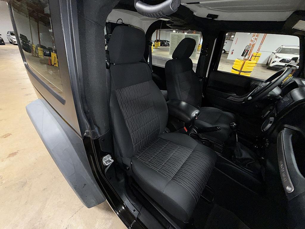 Thumbnail: 2012 Jeep Wrangler - 11