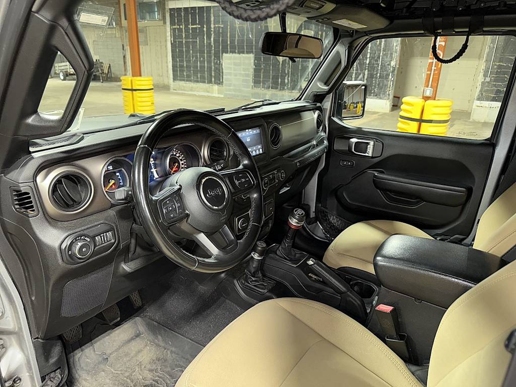 Thumbnail: 2021 Jeep Wrangler - 9