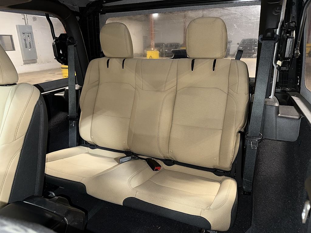 Thumbnail: 2021 Jeep Wrangler - 11