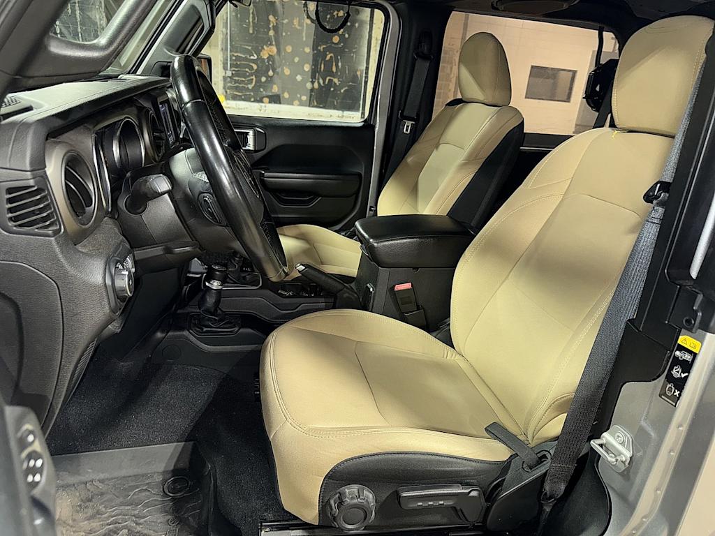 Thumbnail: 2021 Jeep Wrangler - 10