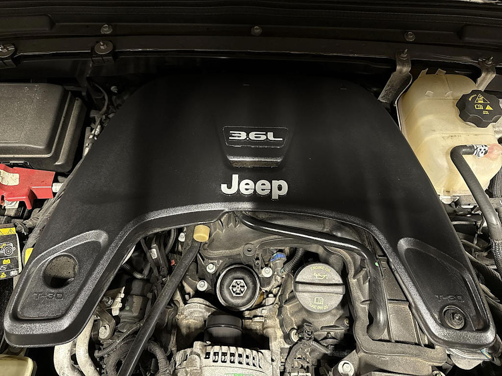 Thumbnail: 2021 Jeep Wrangler - 8