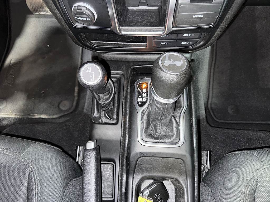 Thumbnail: 2021 Jeep Wrangler - 13