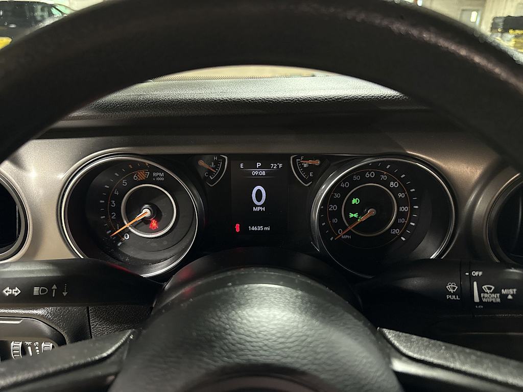 Thumbnail: 2021 Jeep Wrangler - 28
