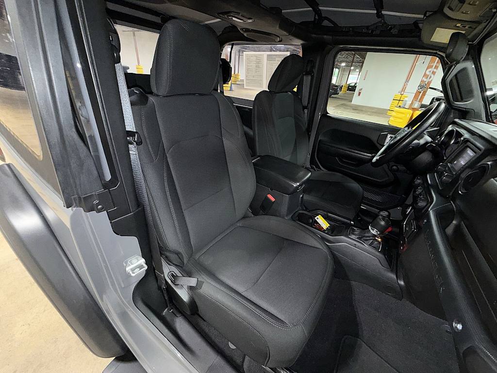 Thumbnail: 2021 Jeep Wrangler - 10