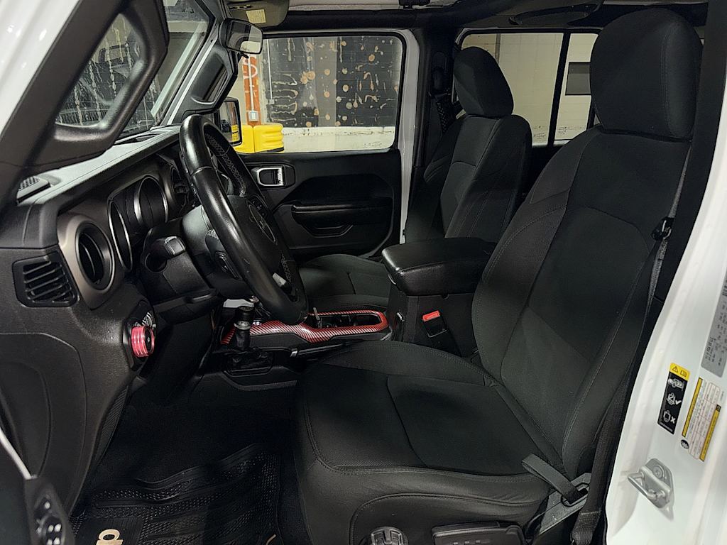 Thumbnail: 2020 Jeep Wrangler - 9