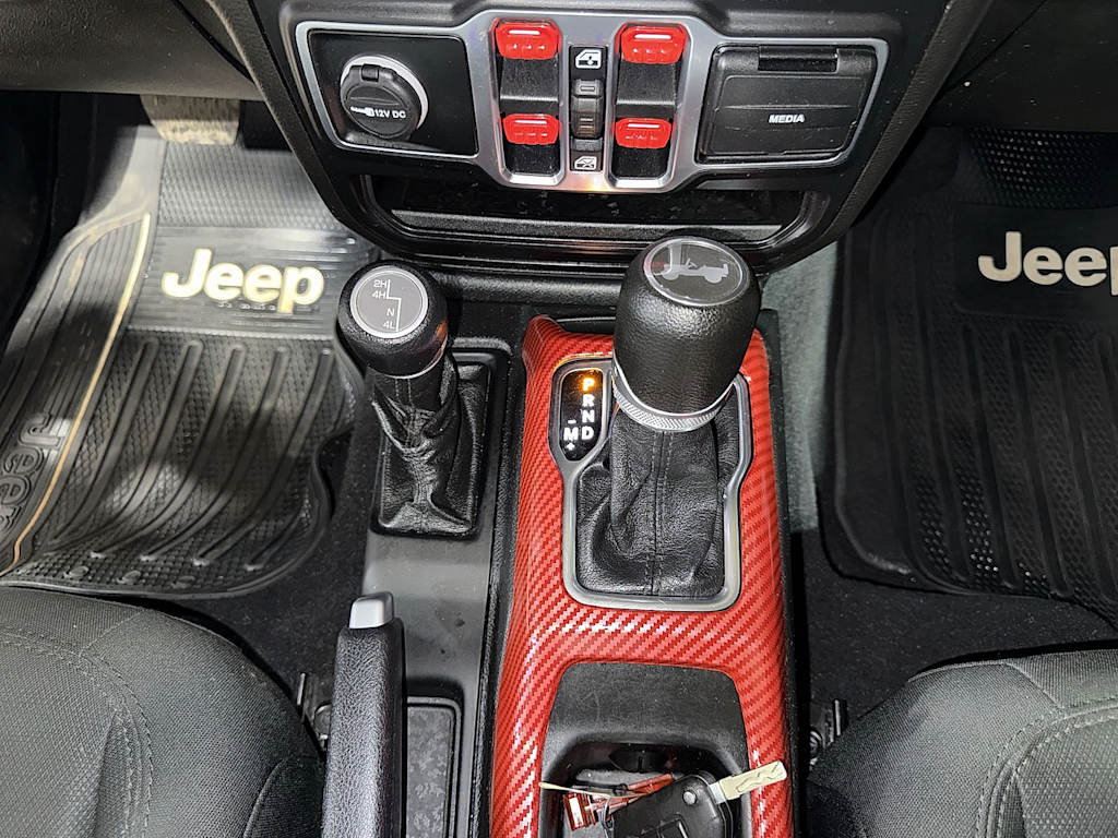 Thumbnail: 2020 Jeep Wrangler - 13