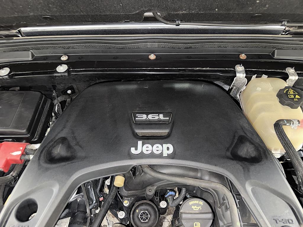 Thumbnail: 2018 Jeep Wrangler - 7