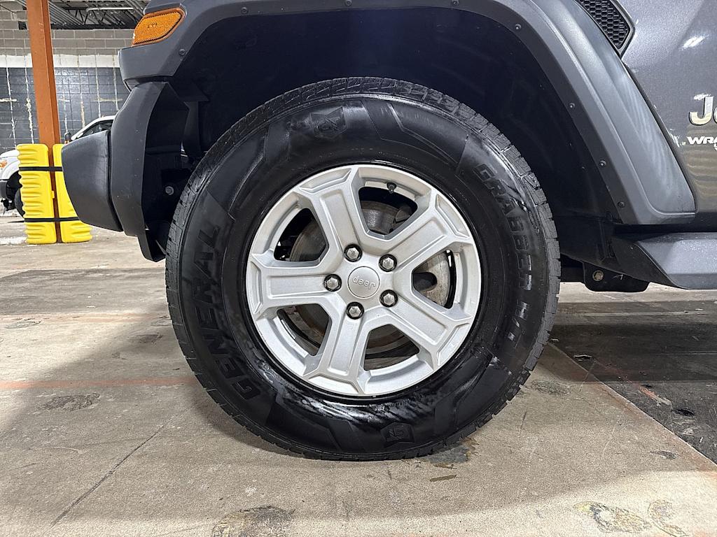 Thumbnail: 2018 Jeep Wrangler - 6