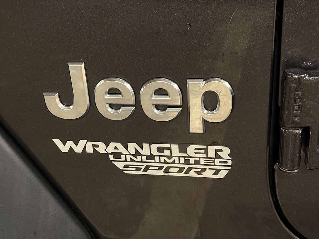Thumbnail: 2018 Jeep Wrangler - 27