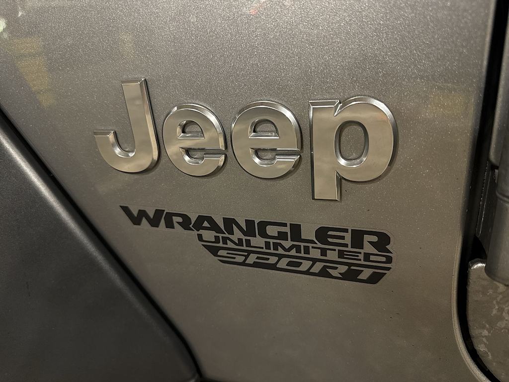 Thumbnail: 2018 Jeep Wrangler - 27