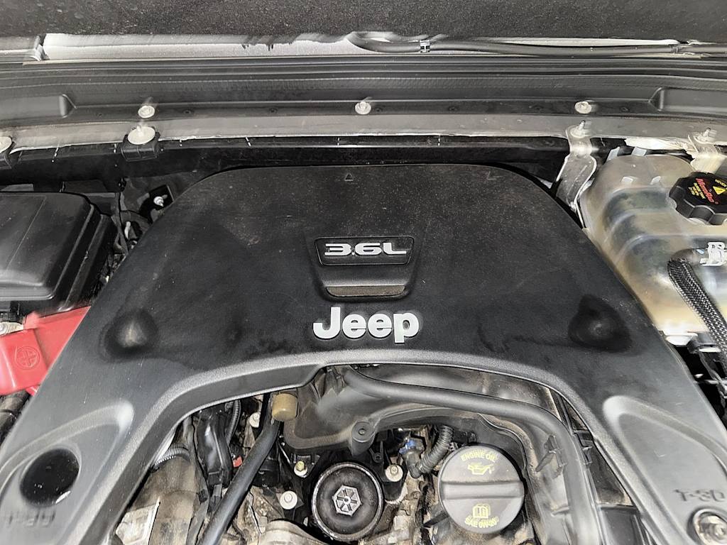 Thumbnail: 2018 Jeep Wrangler - 8
