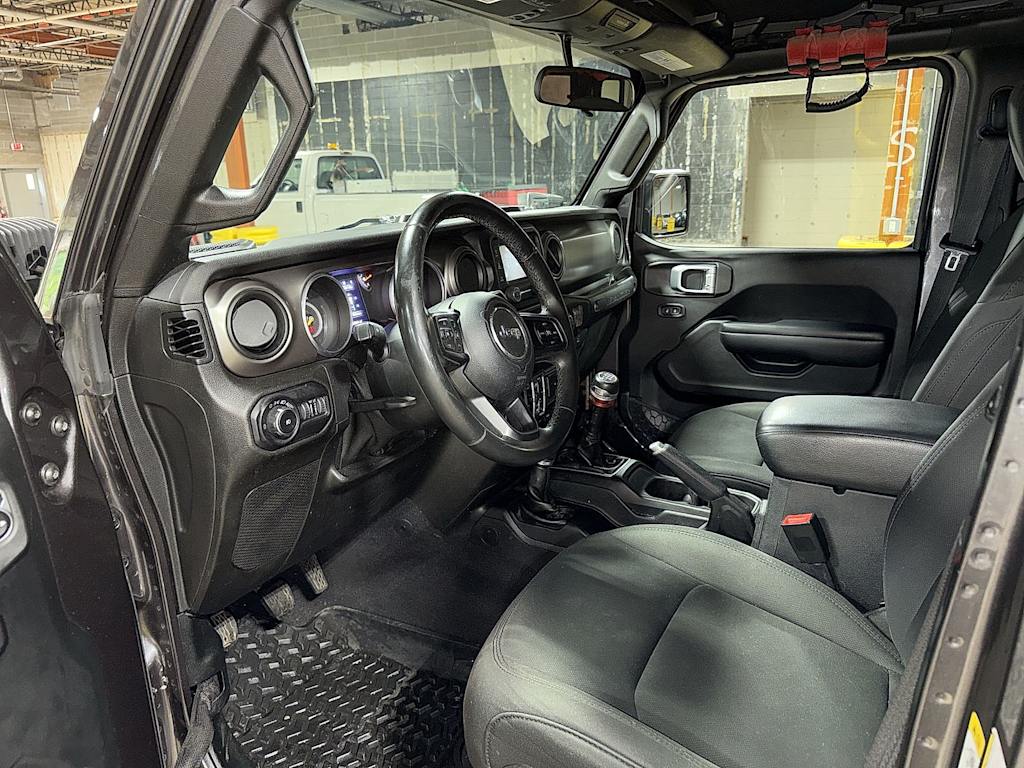 Thumbnail: 2018 Jeep Wrangler - 25
